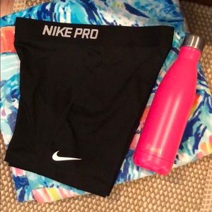 NWOT Nike Pro Compression Short